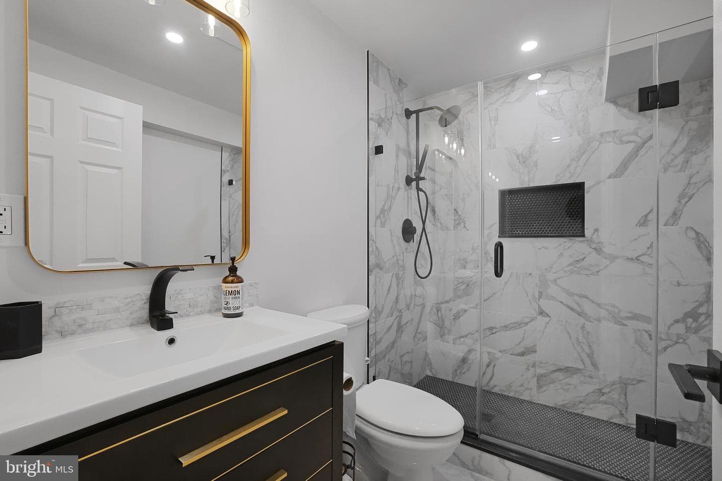 1514 Benvenue Court photo 83