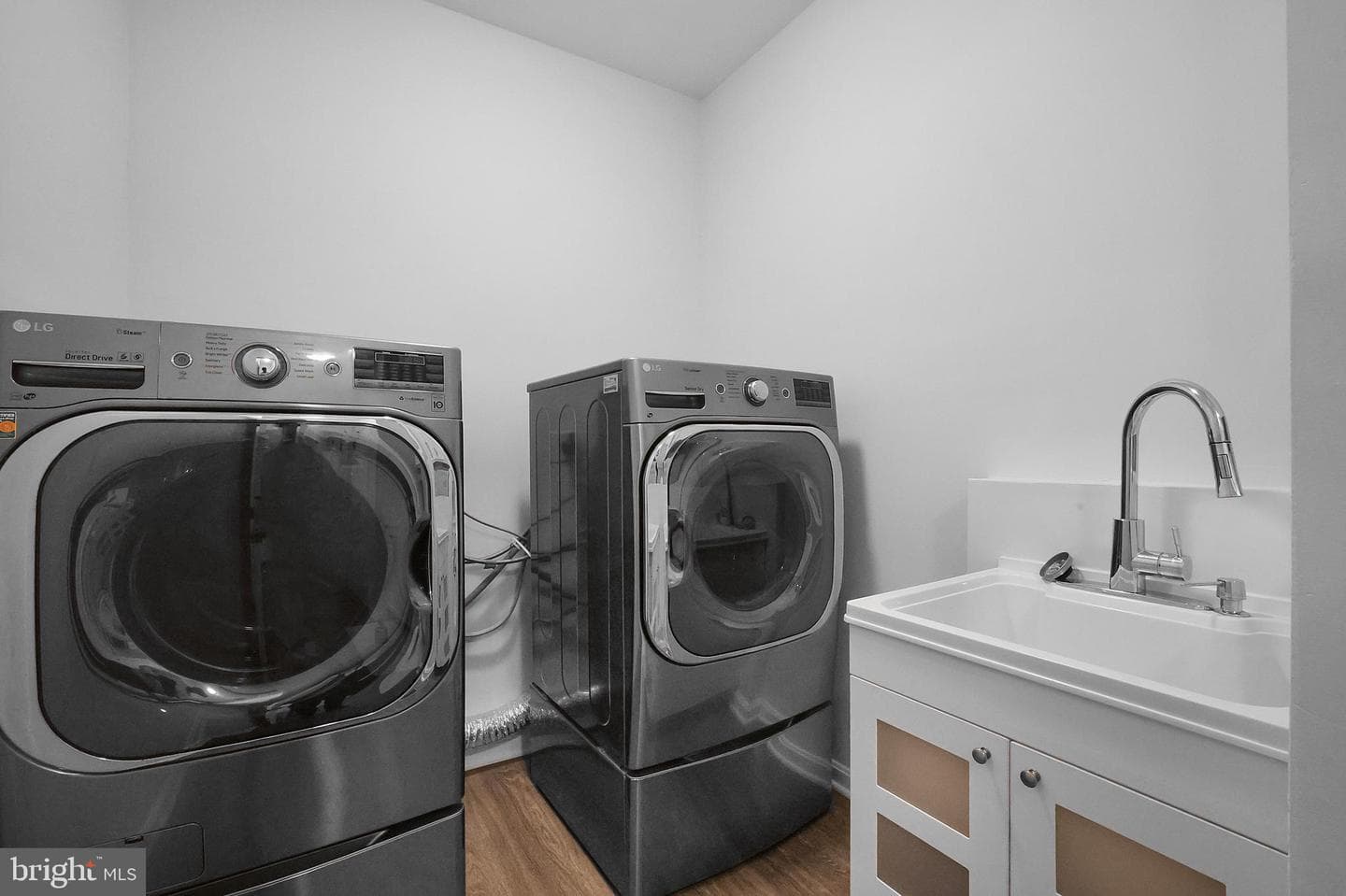 1514 Benvenue Court photo 97