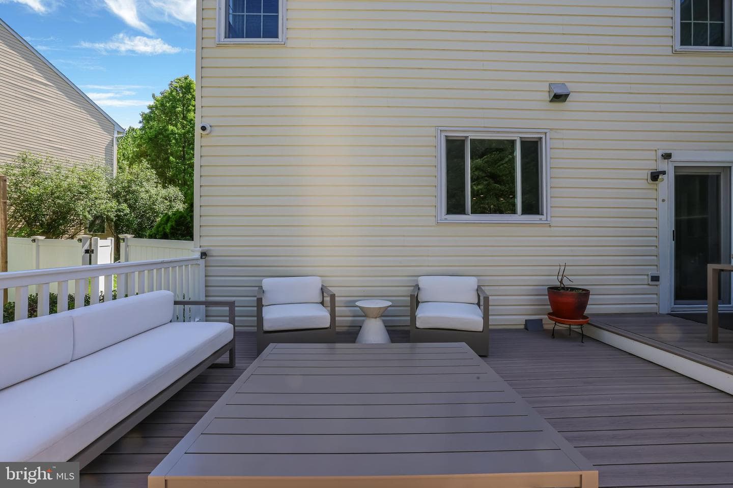 1514 Benvenue Court photo 98