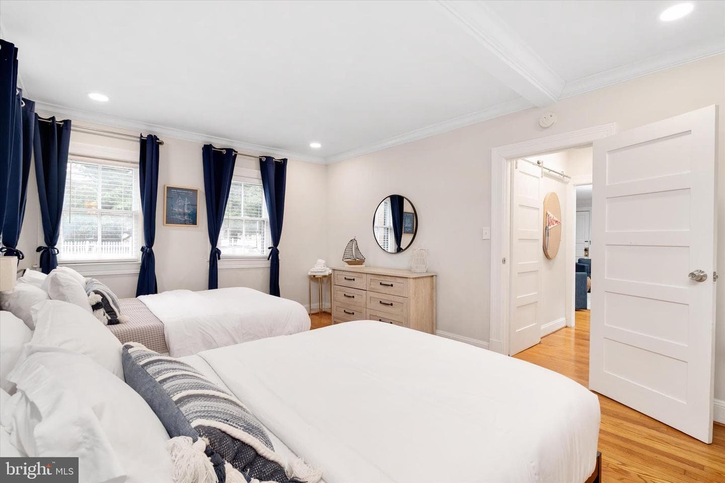 31 College Avenue photo 15
