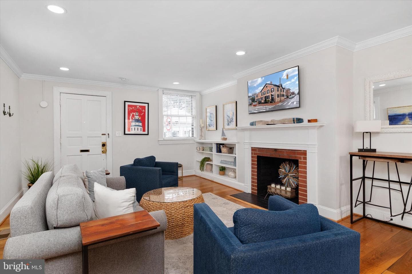 31 College Avenue photo 7
