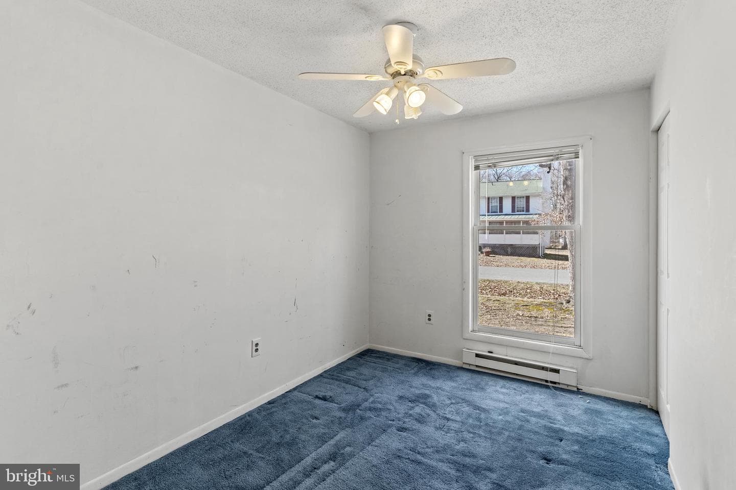 5529 Carvel Street photo 7