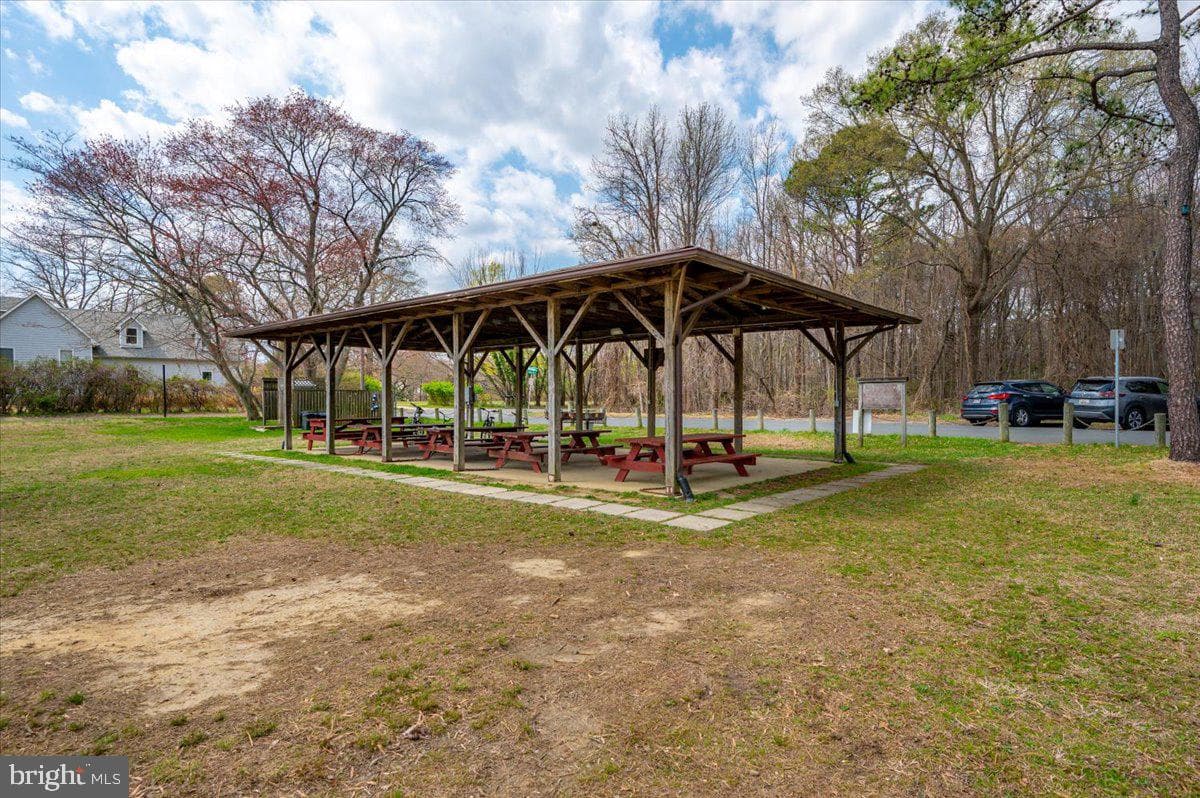 162 Sillery Bay Road photo 38