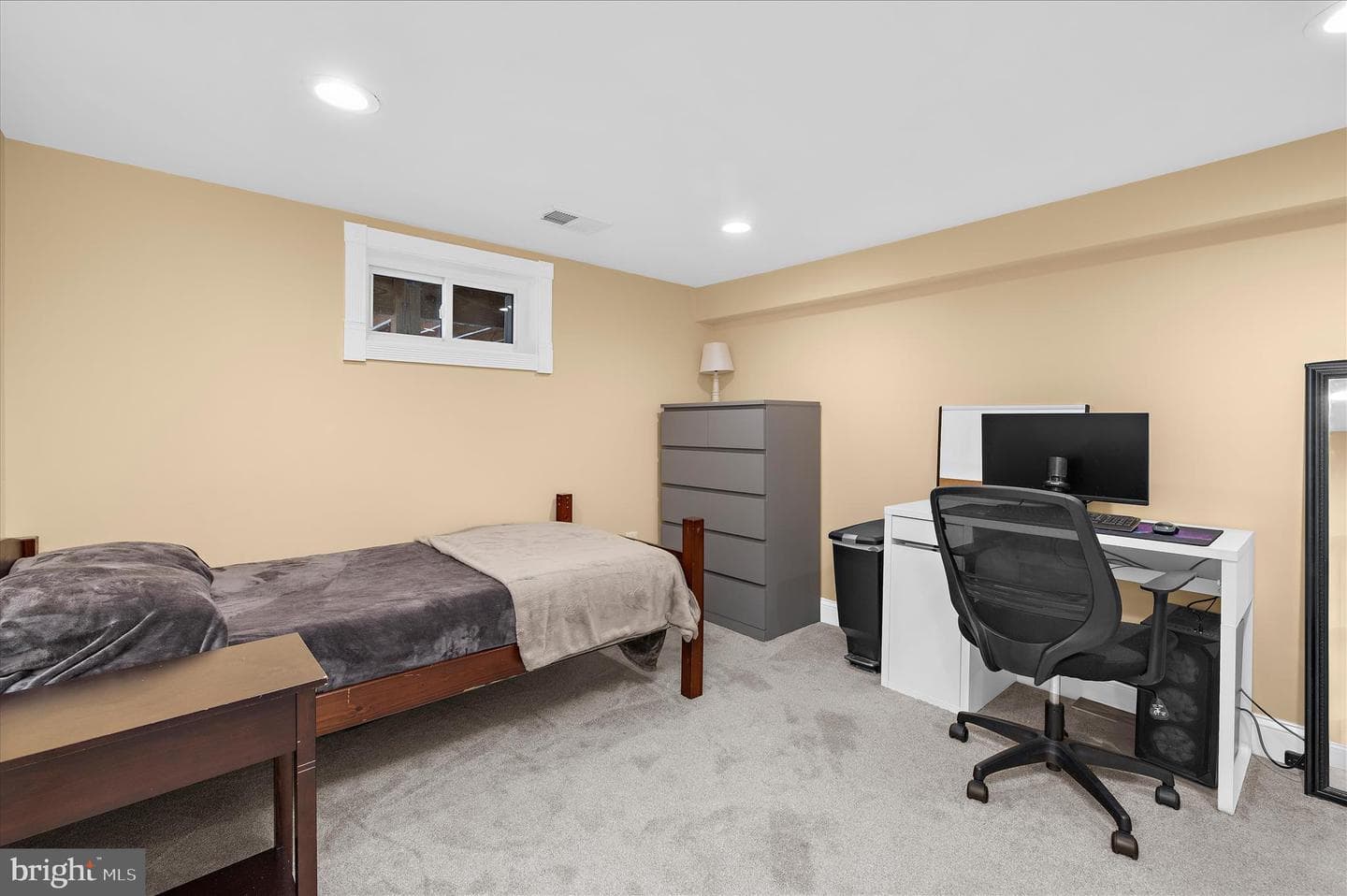 102 Poplar Avenue photo 35