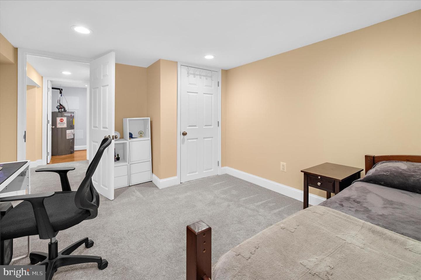 102 Poplar Avenue photo 36