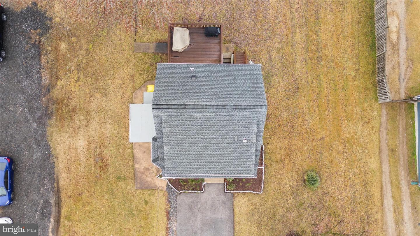 102 Poplar Avenue photo 45