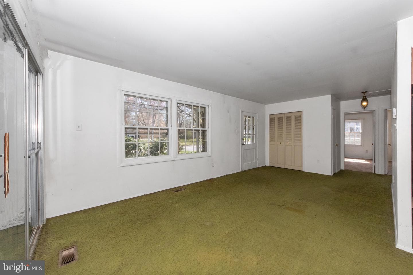 1746 Waldorf Court photo 11