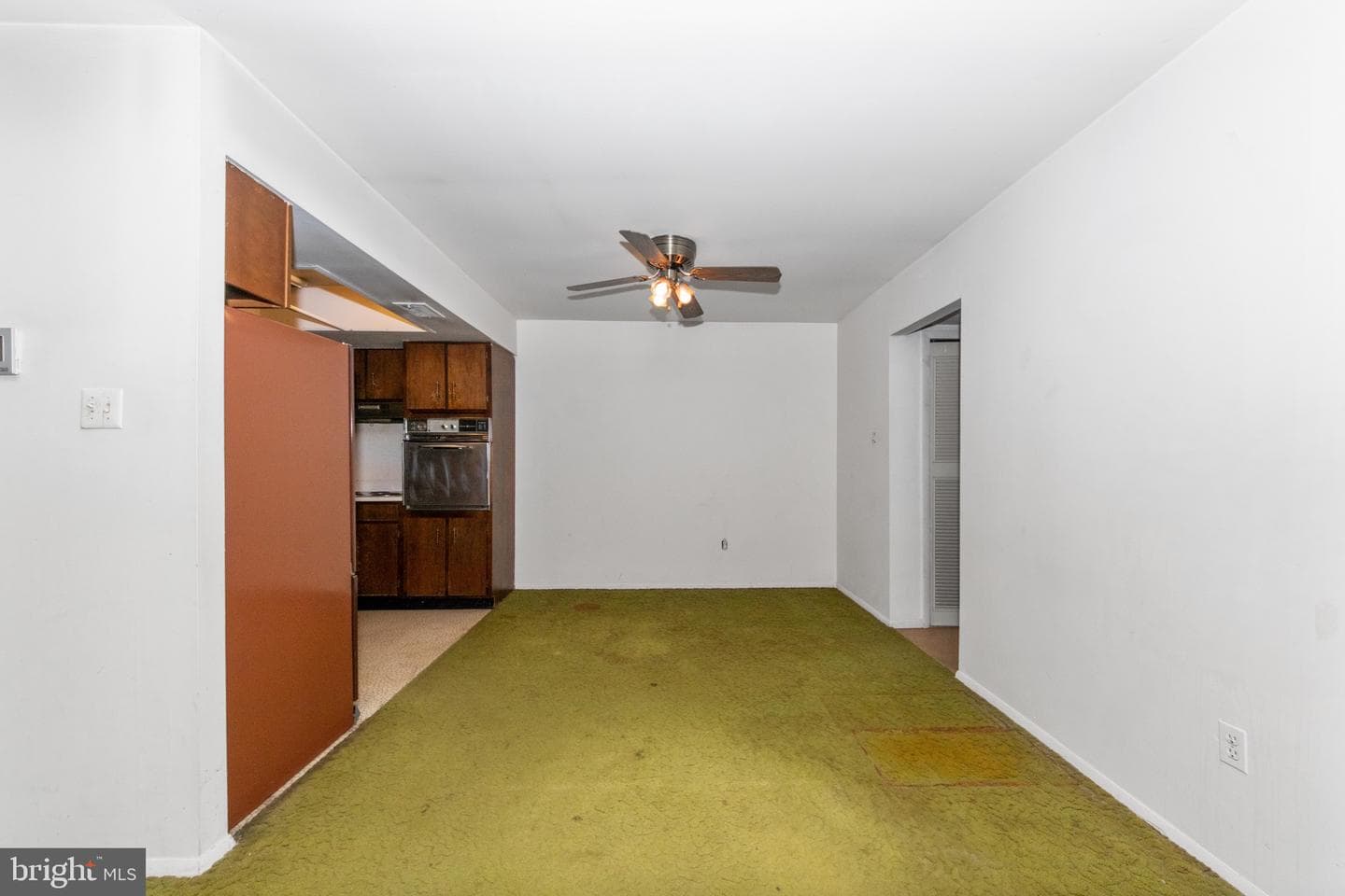 1746 Waldorf Court photo 15