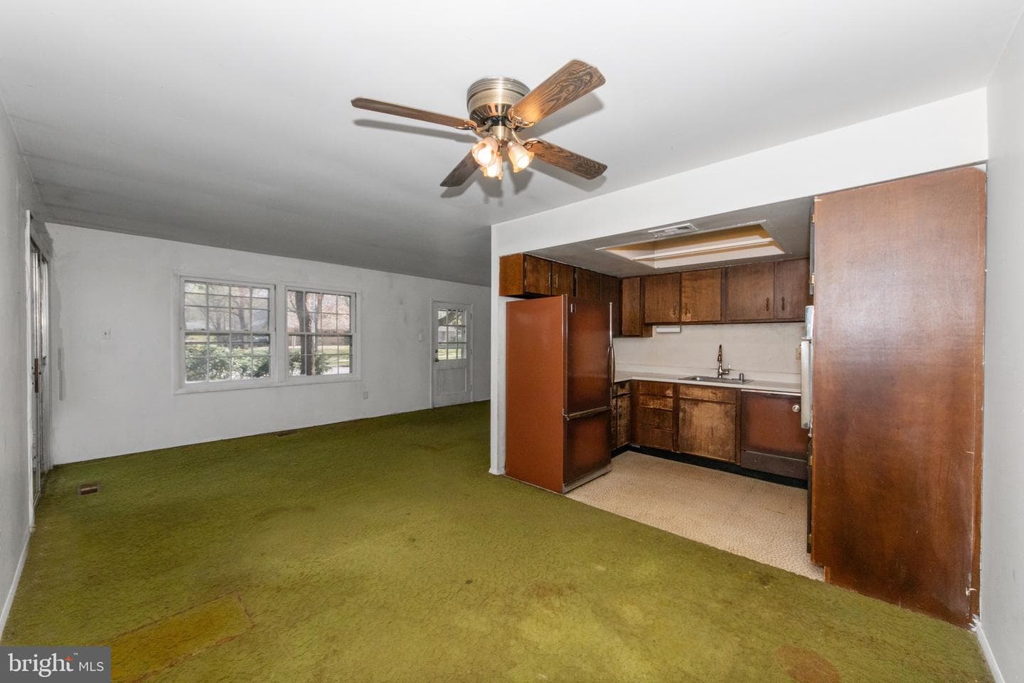 1746 Waldorf Court photo 18