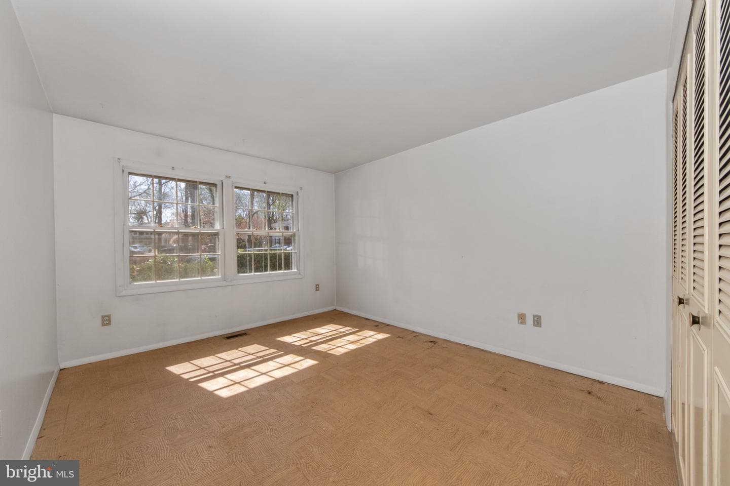 1746 Waldorf Court photo 23