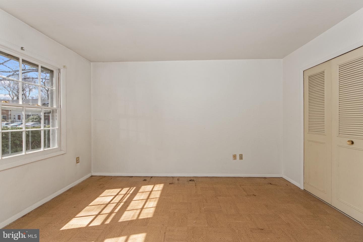 1746 Waldorf Court photo 24