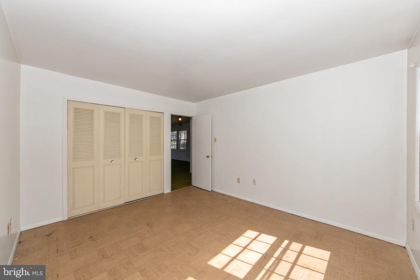 1746 Waldorf Court photo 27