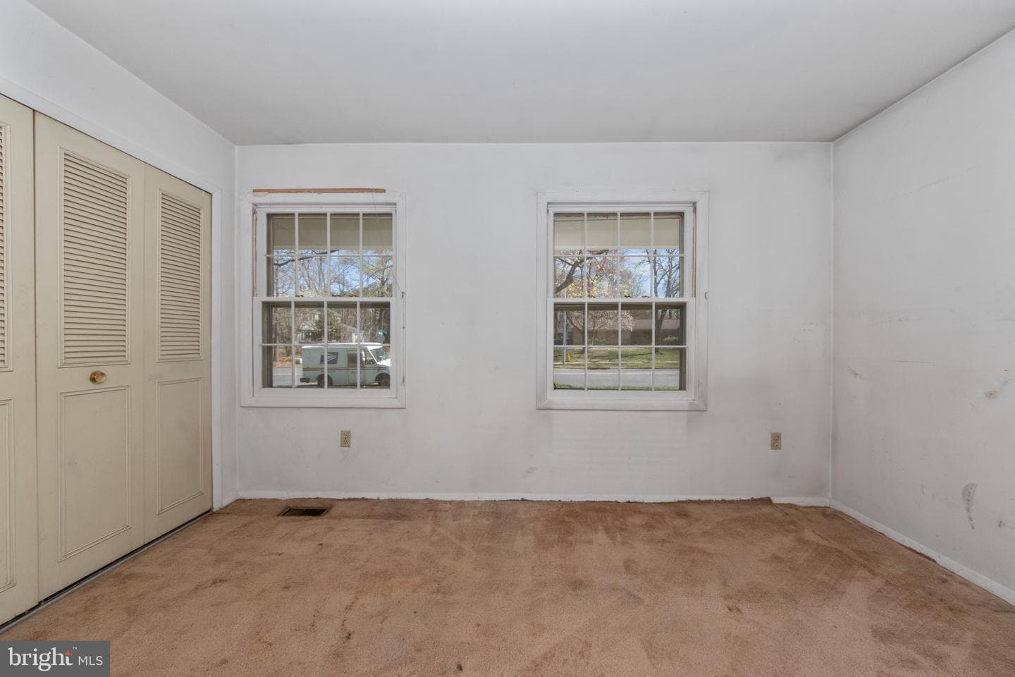 1746 Waldorf Court photo 34