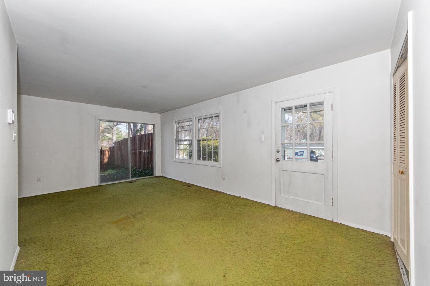 1746 Waldorf Court photo 8