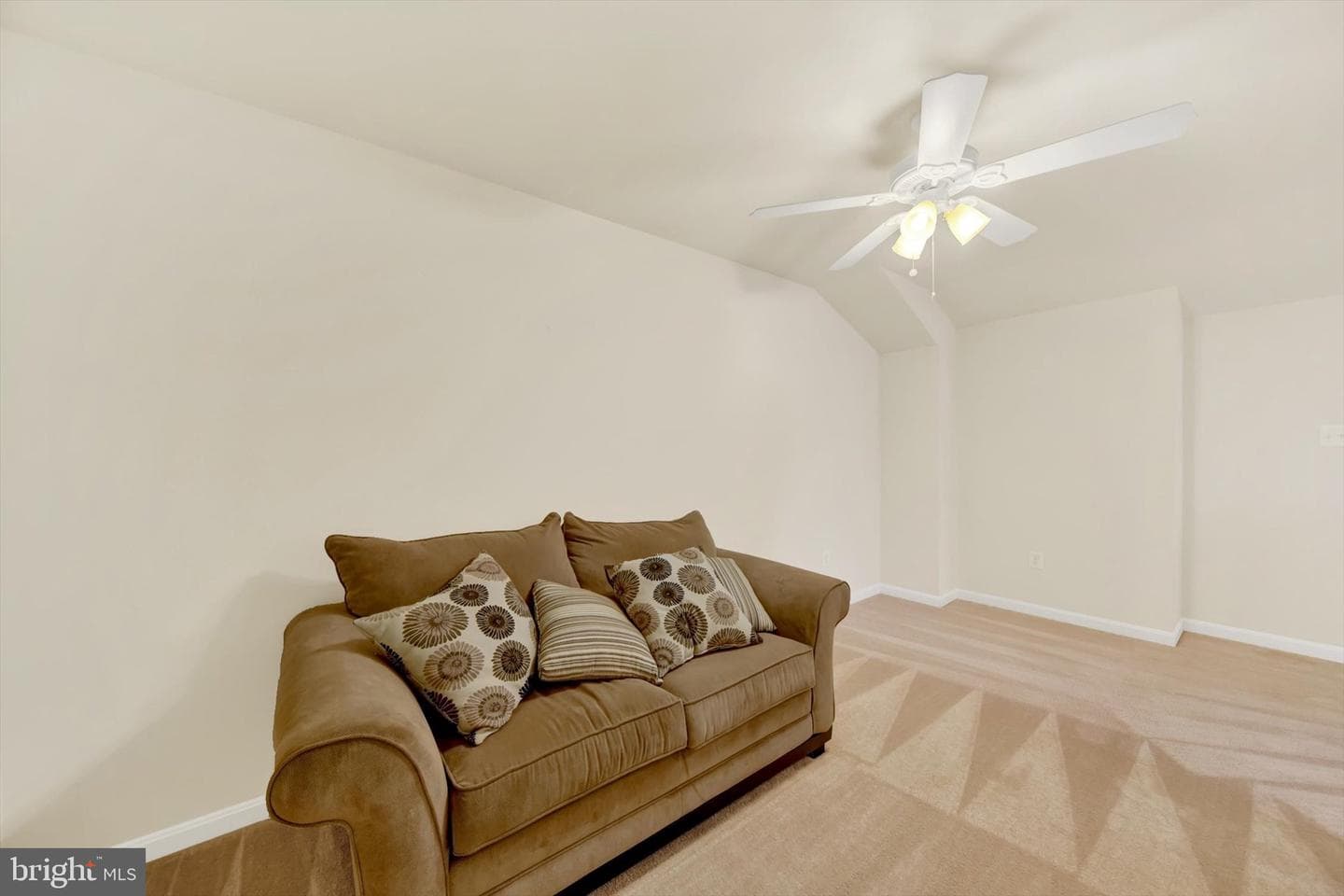 124 Jacobia Drive #b-8 photo 26