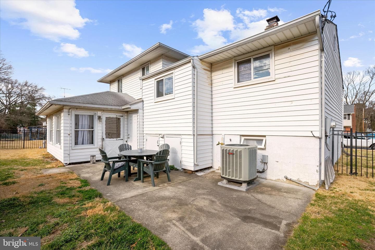 614 Nolberry Drive photo 32