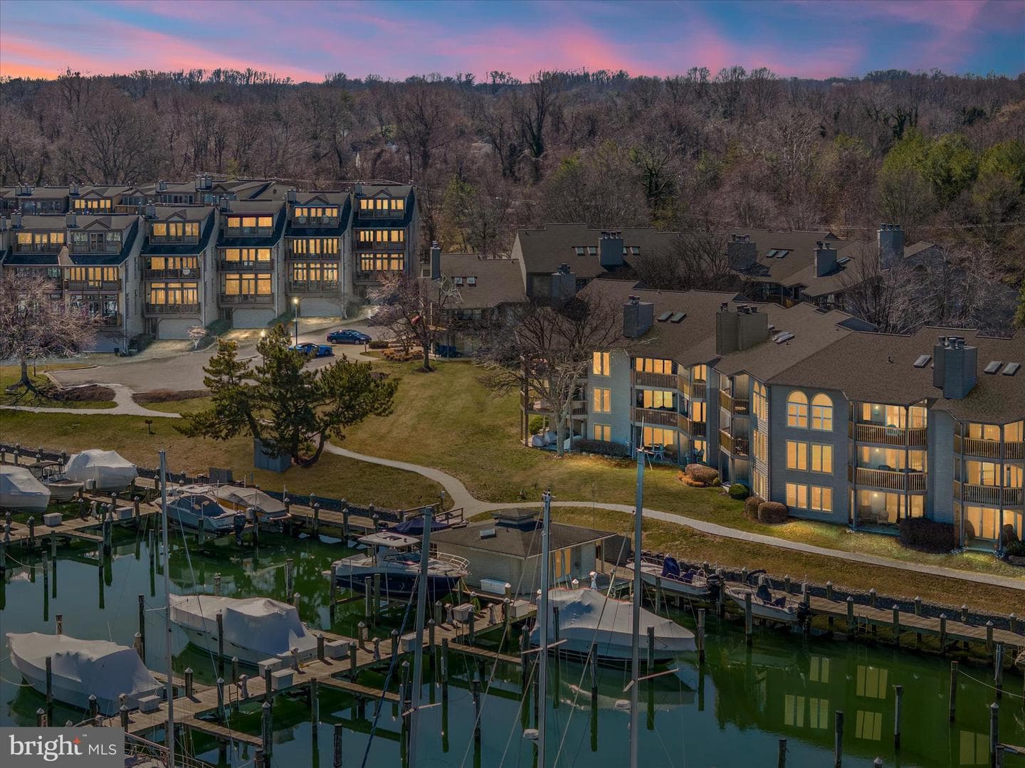 7046 Harbour Village Court #201 photo 3