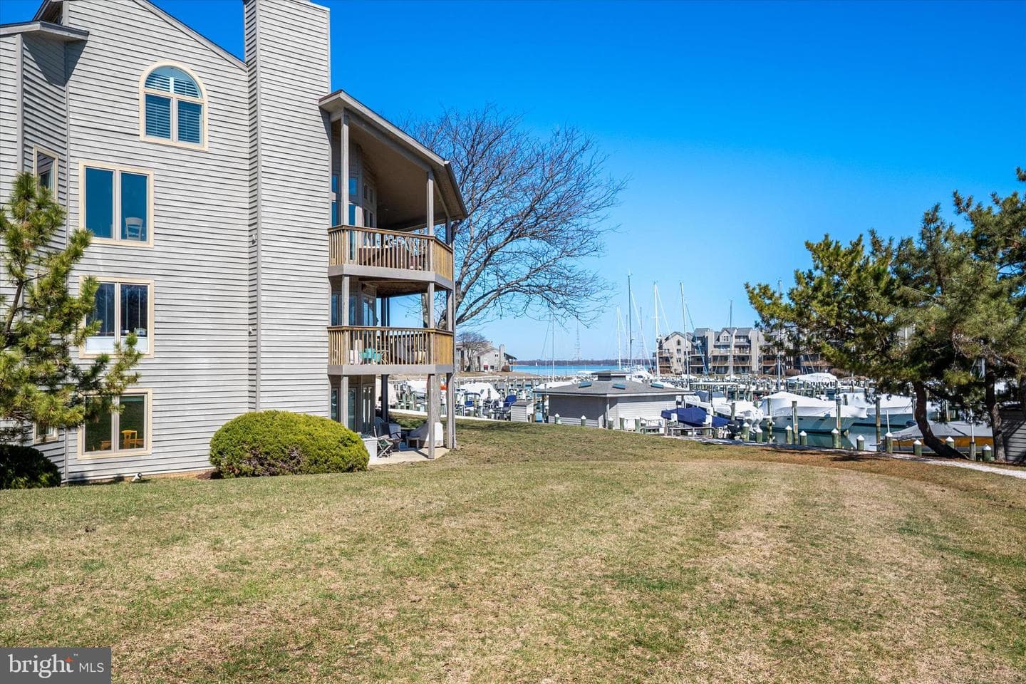 7046 Harbour Village Court #201 photo 43