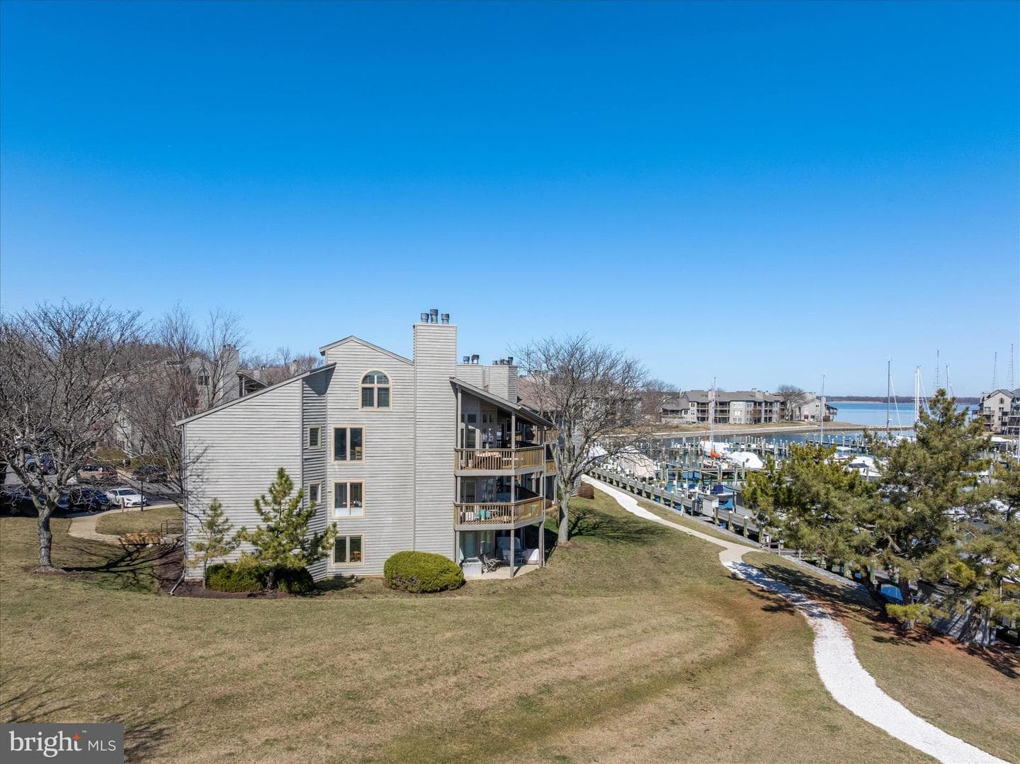 7046 Harbour Village Court #201 photo 7