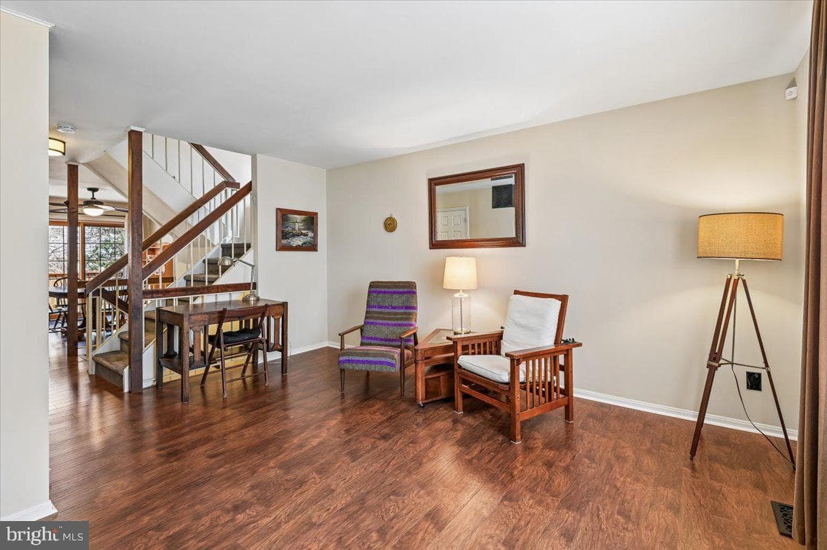 1737 Ridgely Road photo 10