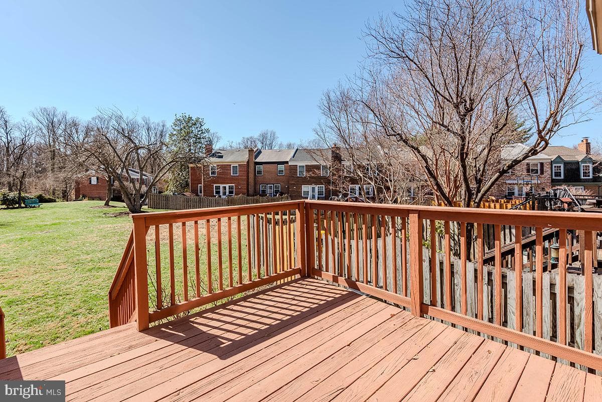 1467 Eagle Court photo 21