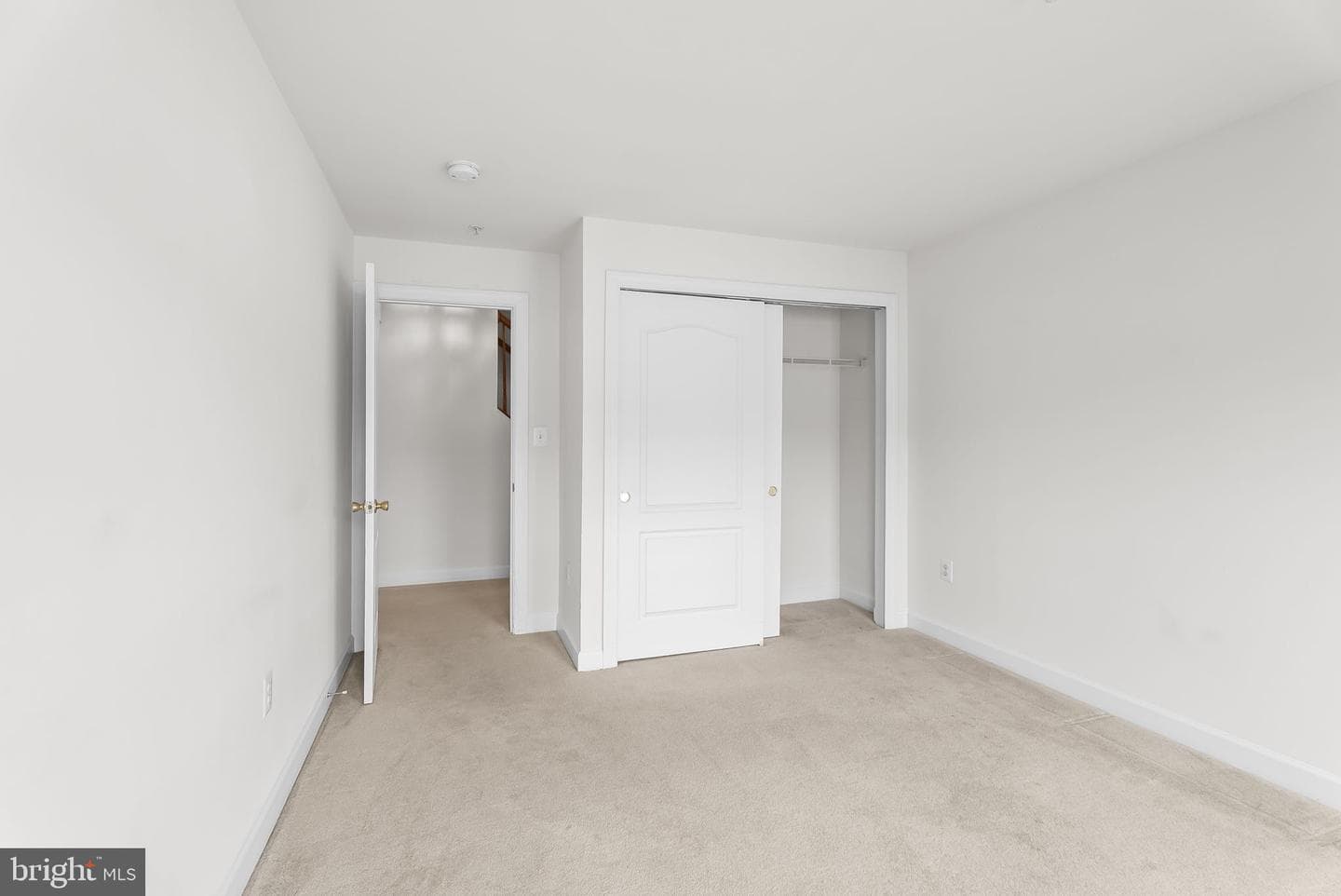 3446 Carriage Walk Court #23-B photo 18