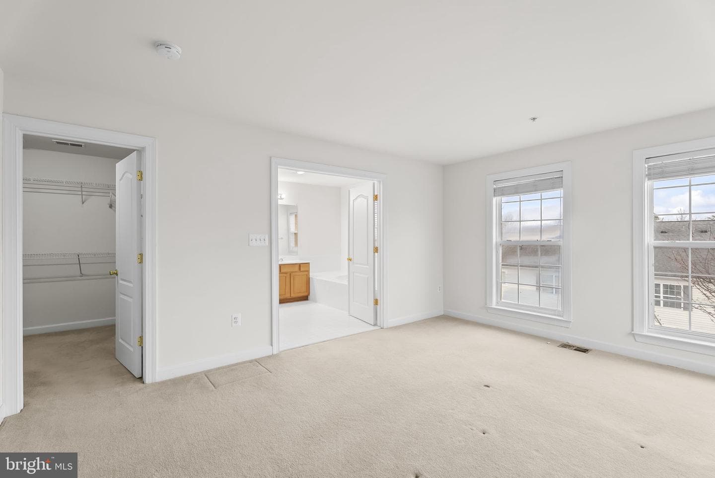 3446 Carriage Walk Court #23-B photo 22
