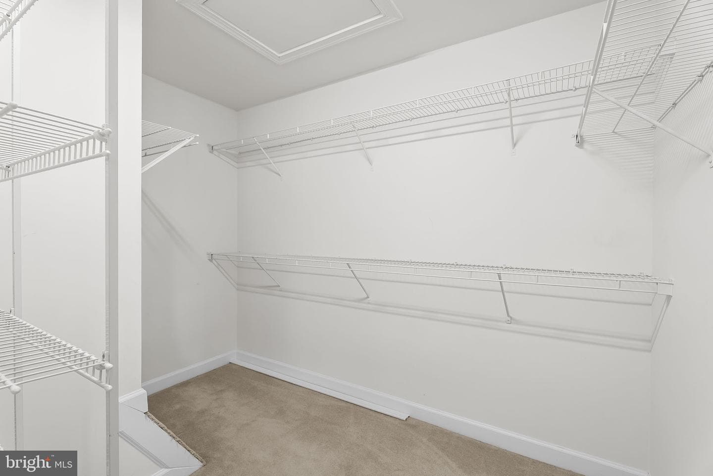 3446 Carriage Walk Court #23-B photo 25