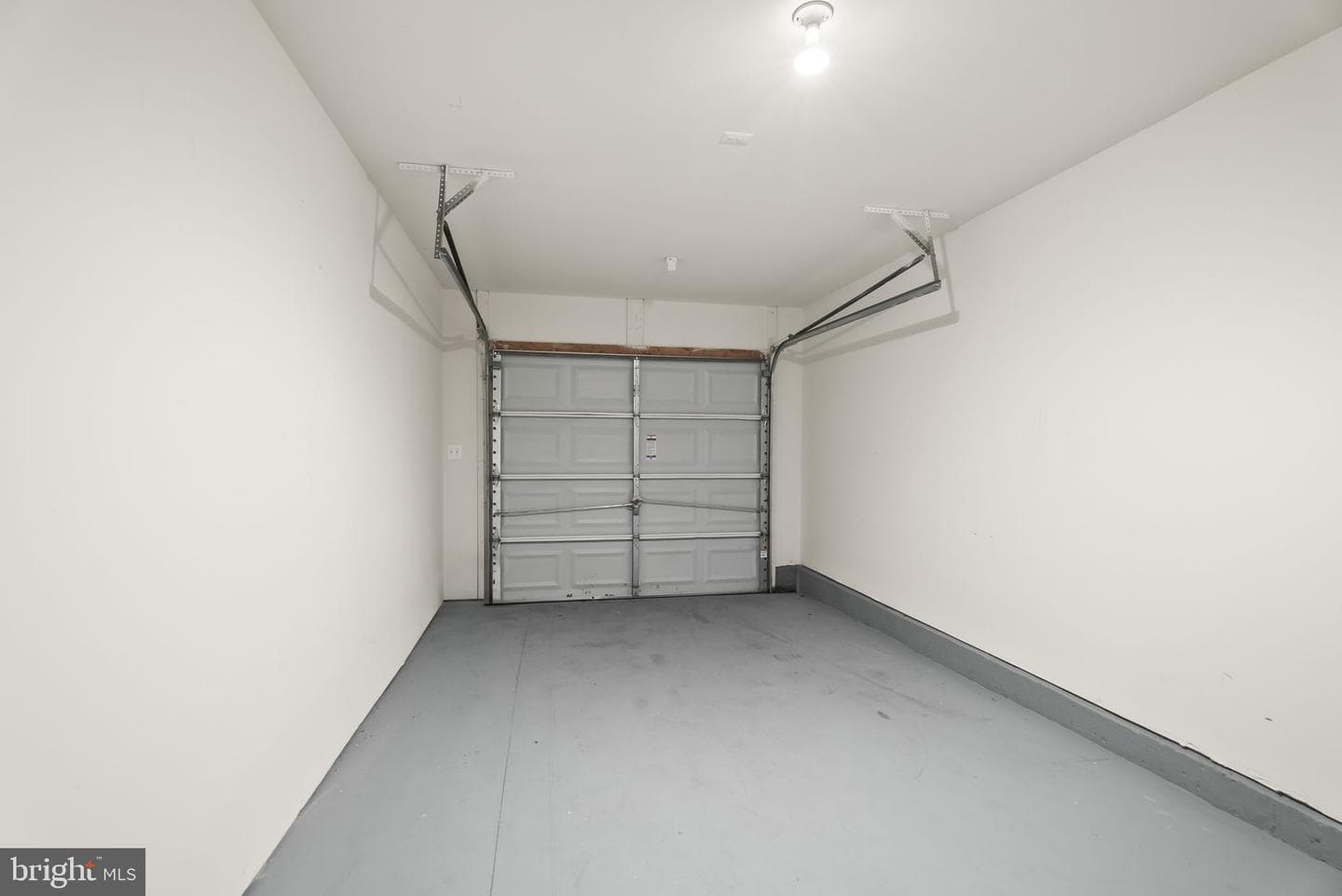 3446 Carriage Walk Court #23-B photo 28