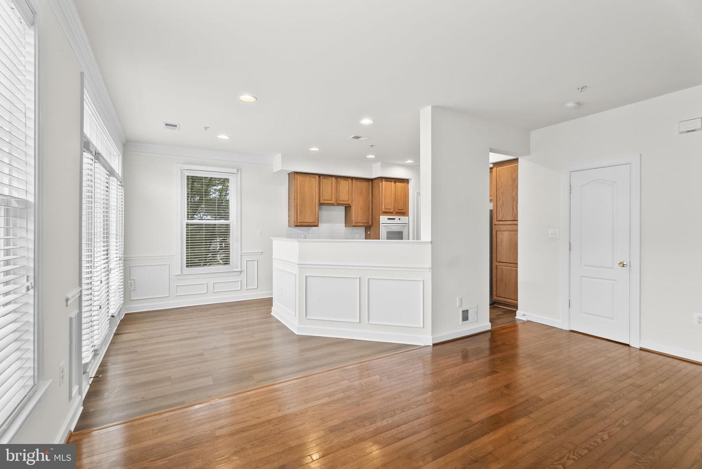 3446 Carriage Walk Court #23-B photo 5