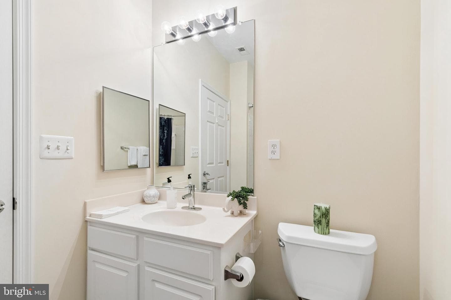 431 Hamlet Club Drive #102 photo 36