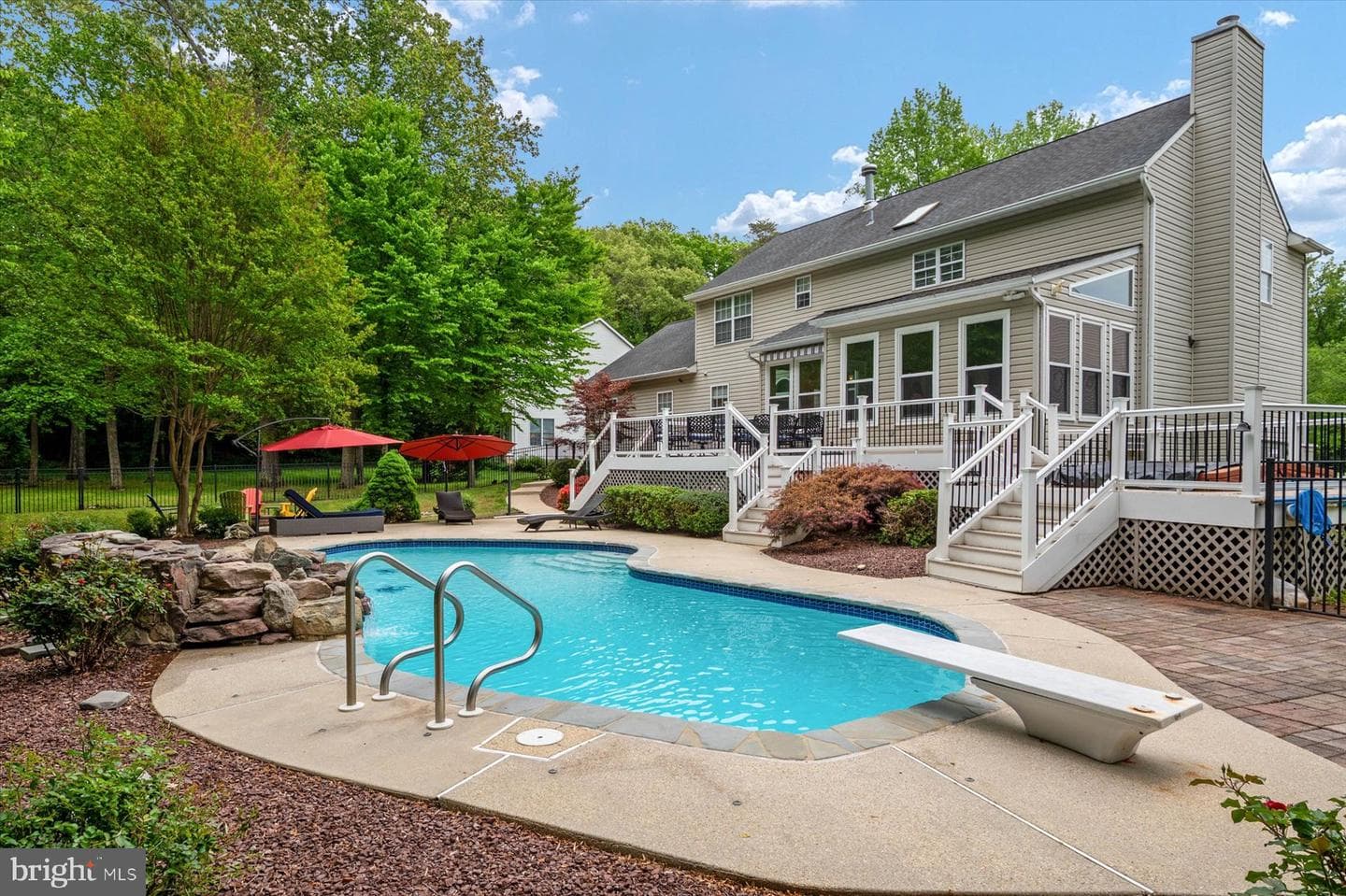 1702 Beards Creek Court photo 2