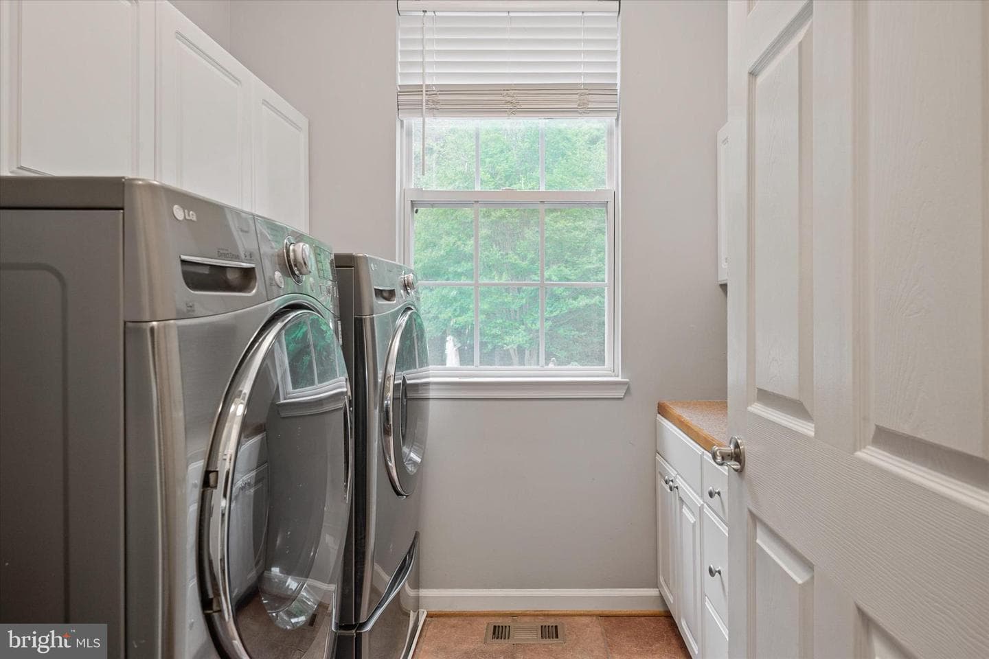 1702 Beards Creek Court photo 23