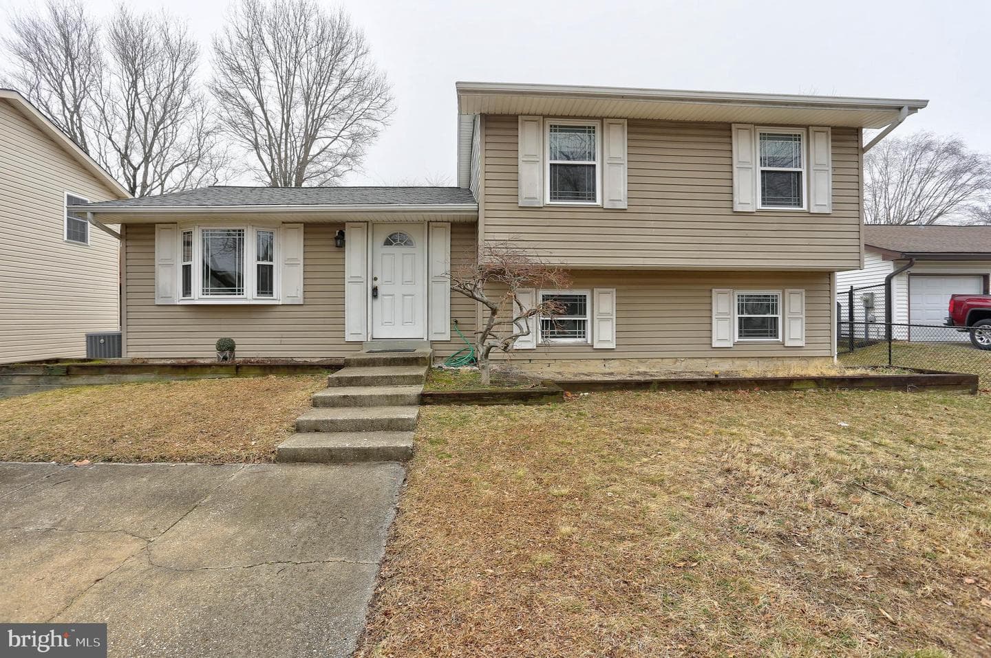 1816 Lasalle Place