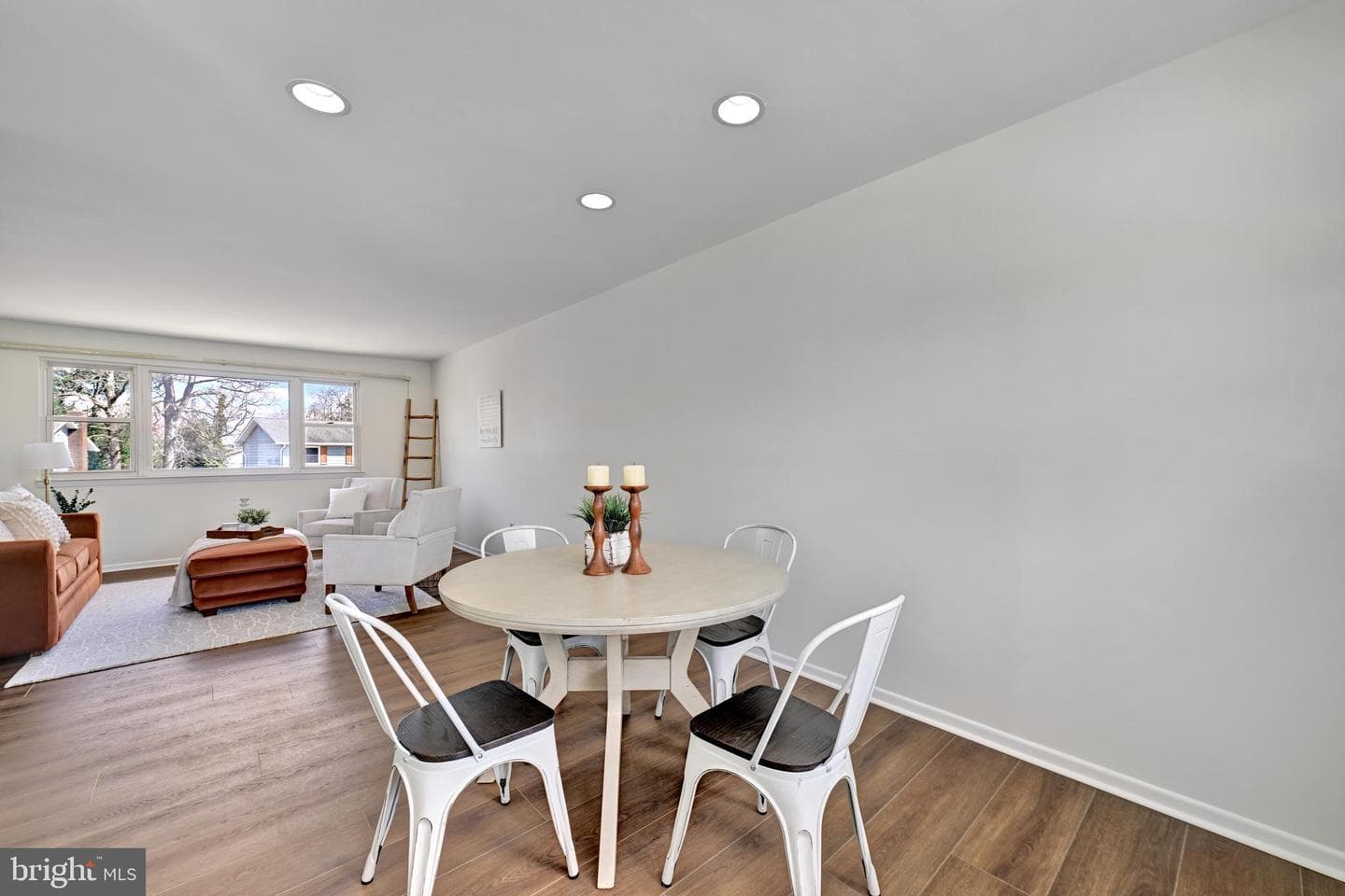 852 Birchwood Court photo 11