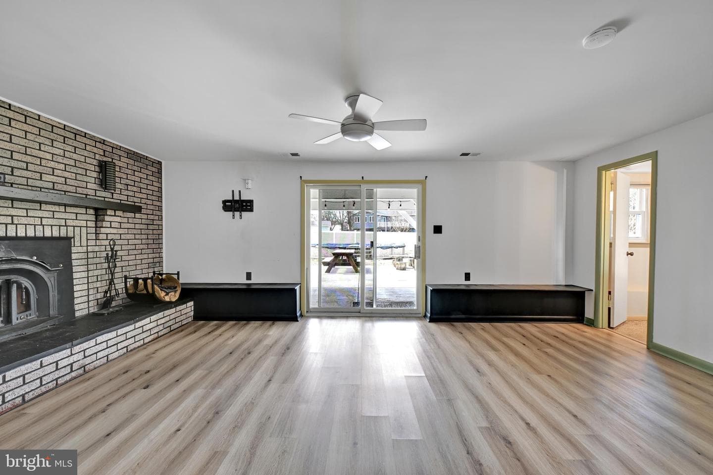 852 Birchwood Court photo 17