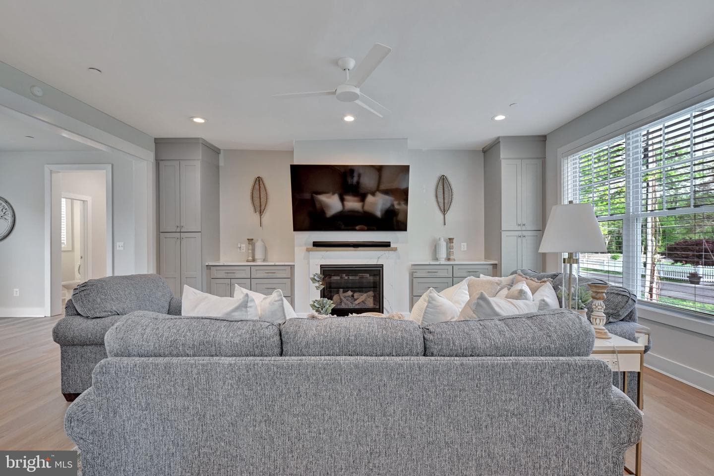 1205 Hawthorne Street photo 11
