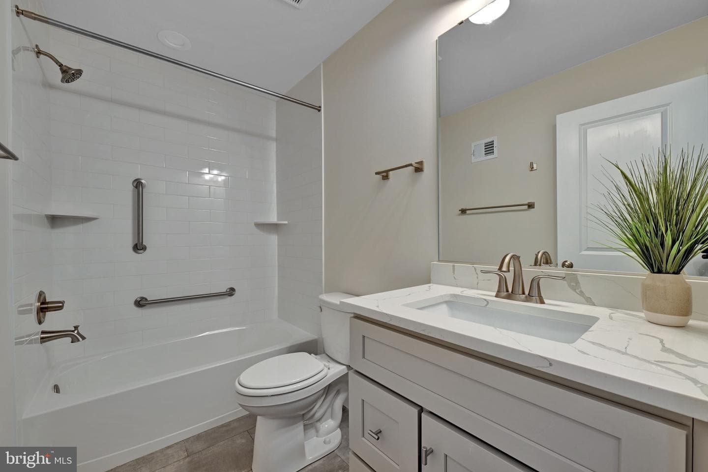 1205 Hawthorne Street photo 20