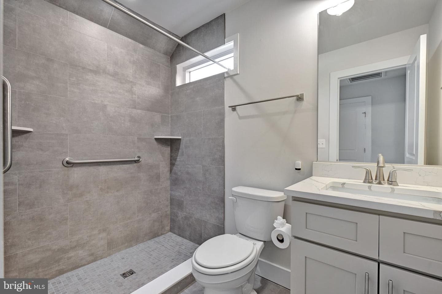1205 Hawthorne Street photo 21