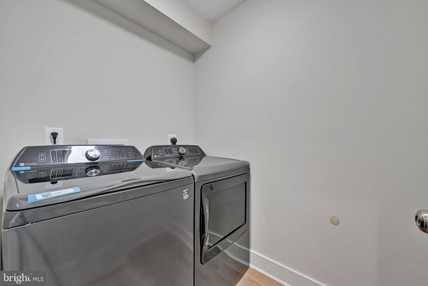1205 Hawthorne Street photo 25