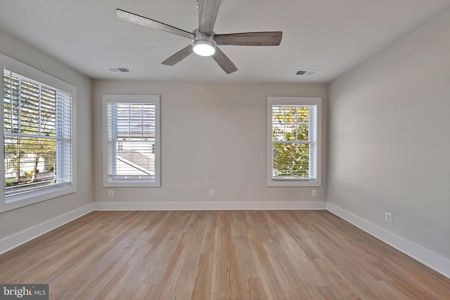 1205 Hawthorne Street photo 26