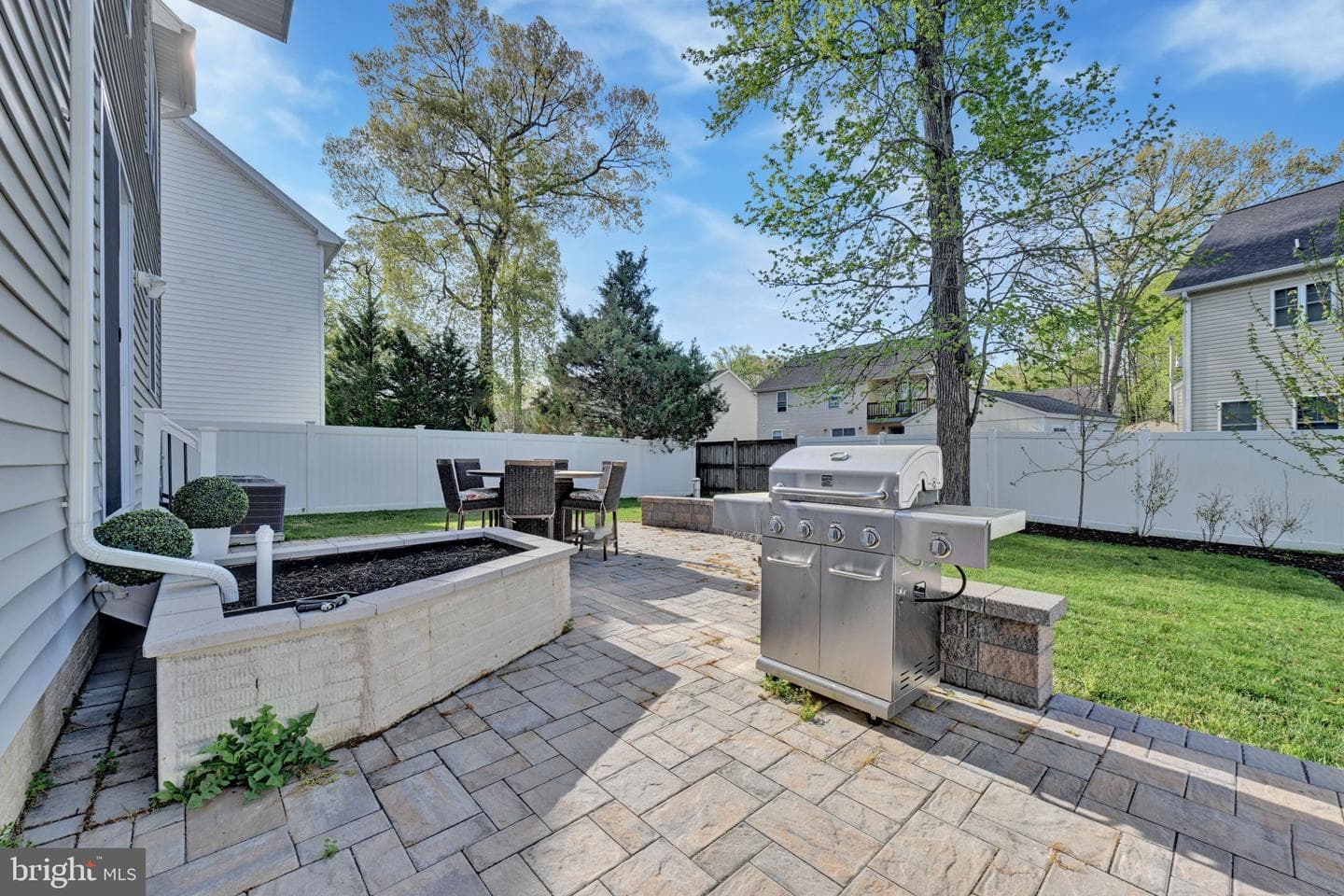 1205 Hawthorne Street photo 30