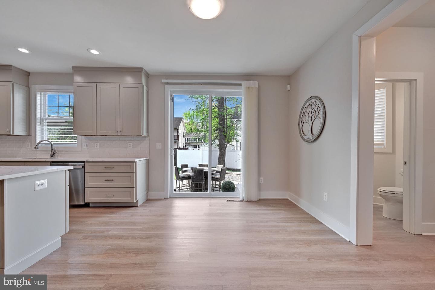 1205 Hawthorne Street photo 7
