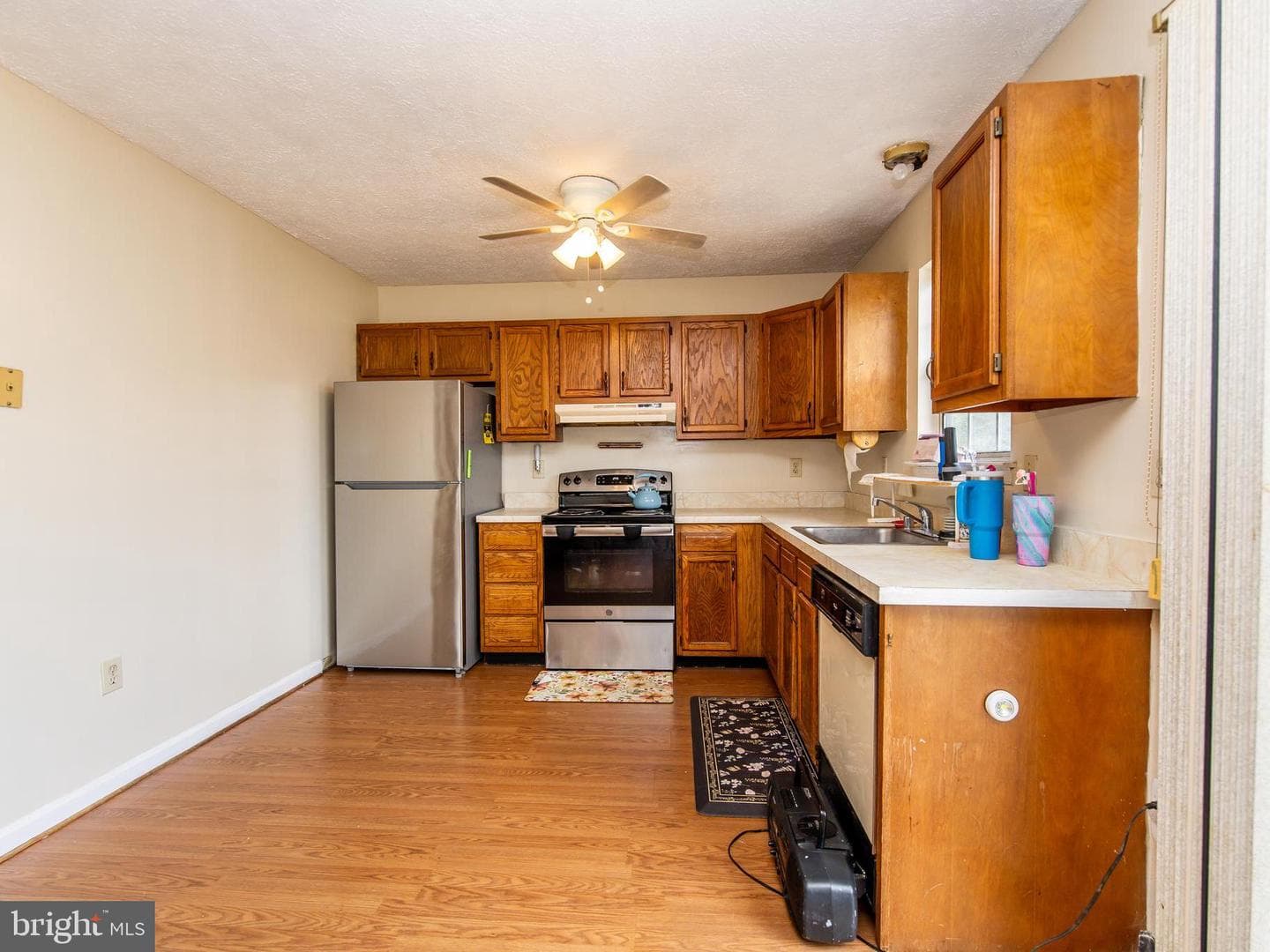 1026 Twin View photo 14