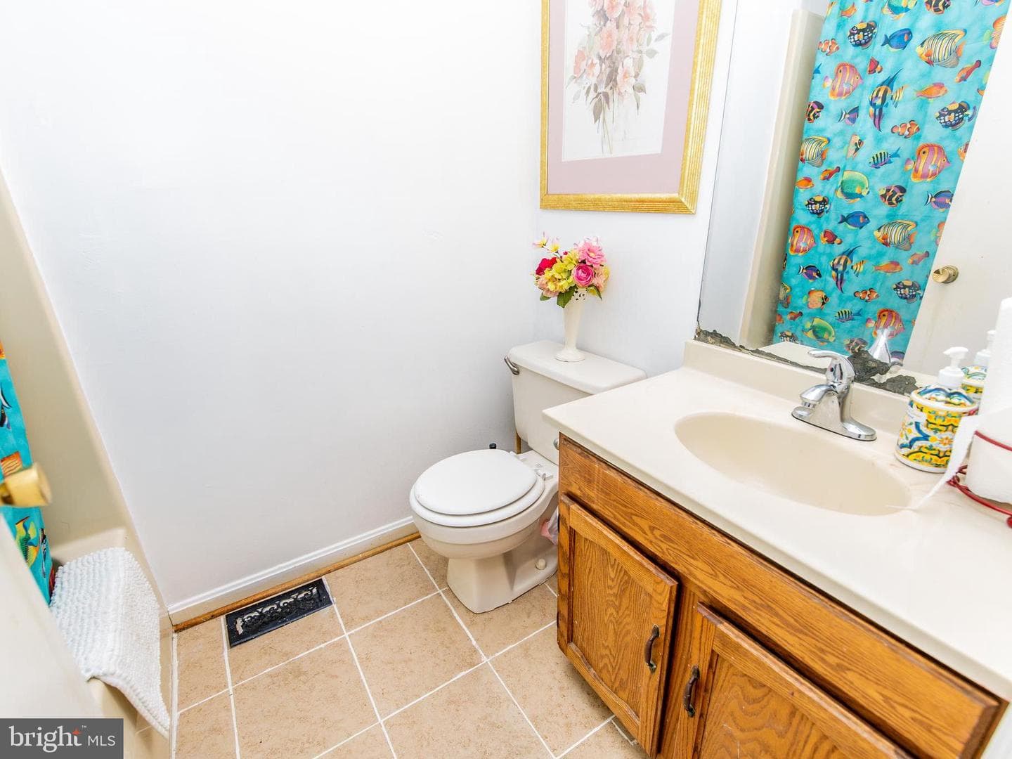 1026 Twin View photo 18