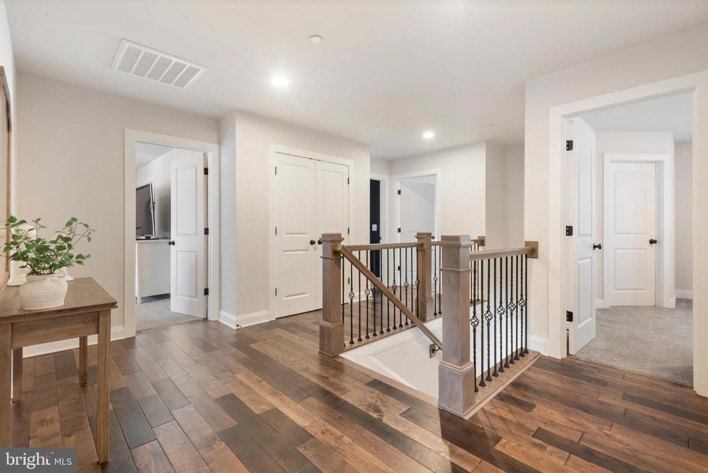 1176 Green Holly Drive photo 20