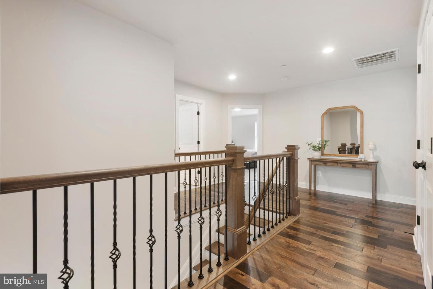 1176 Green Holly Drive photo 21