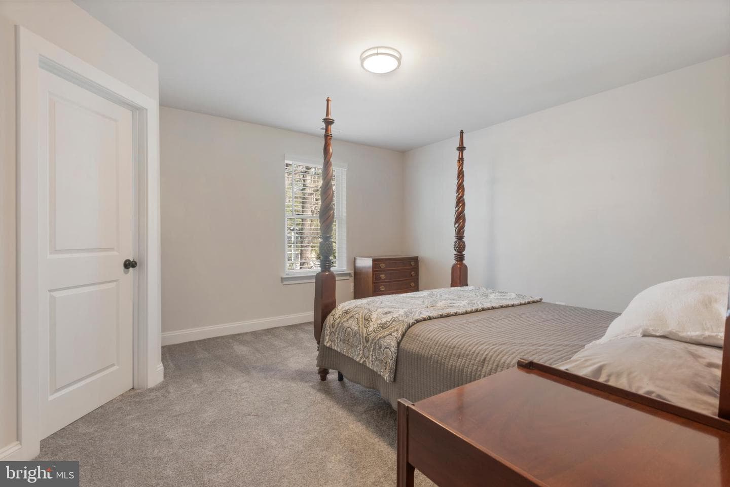 1176 Green Holly Drive photo 32