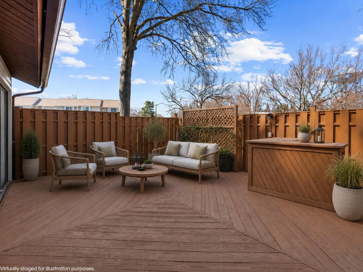 1906 Jacinto Court photo 3