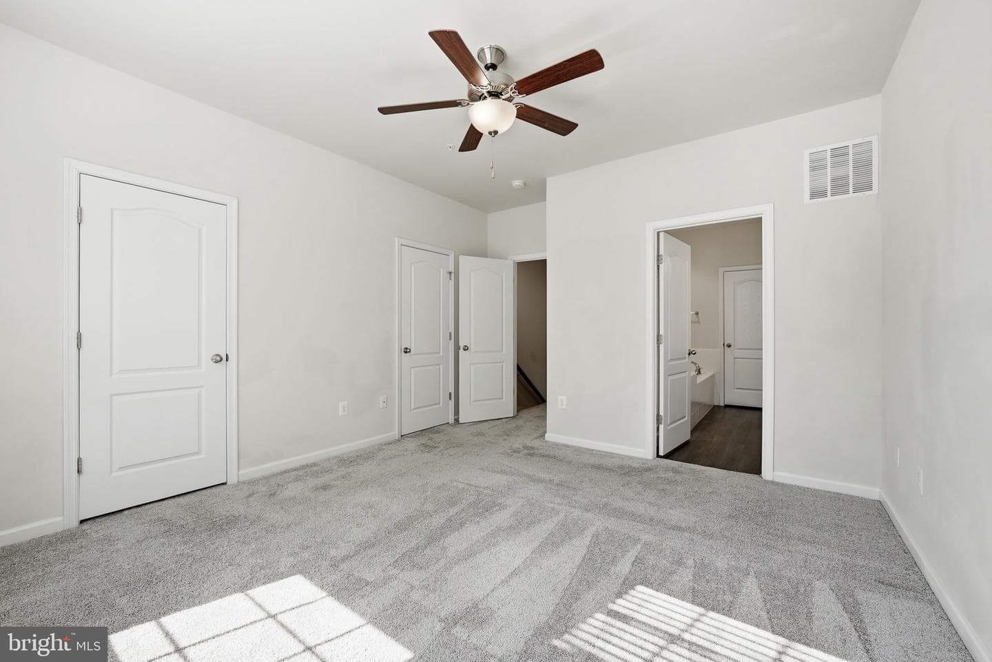 8219 Hollow Court photo 29